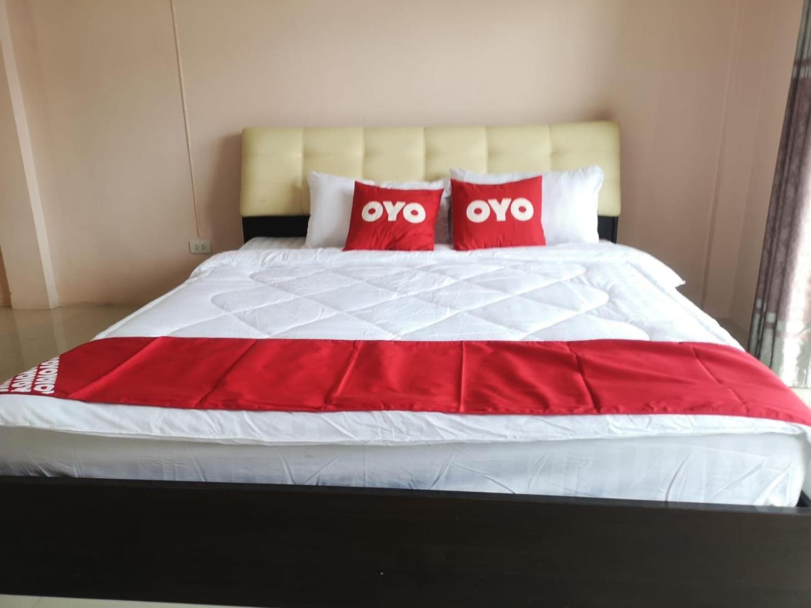 Hotel Kjs Pattaya Extérieur photo