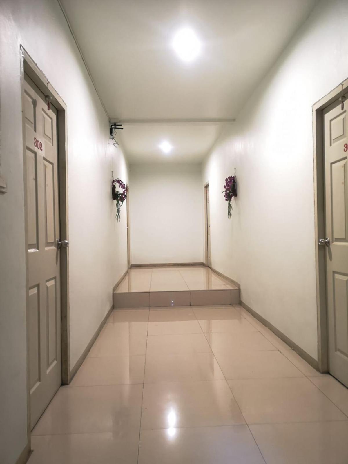 Hotel Kjs Pattaya Extérieur photo