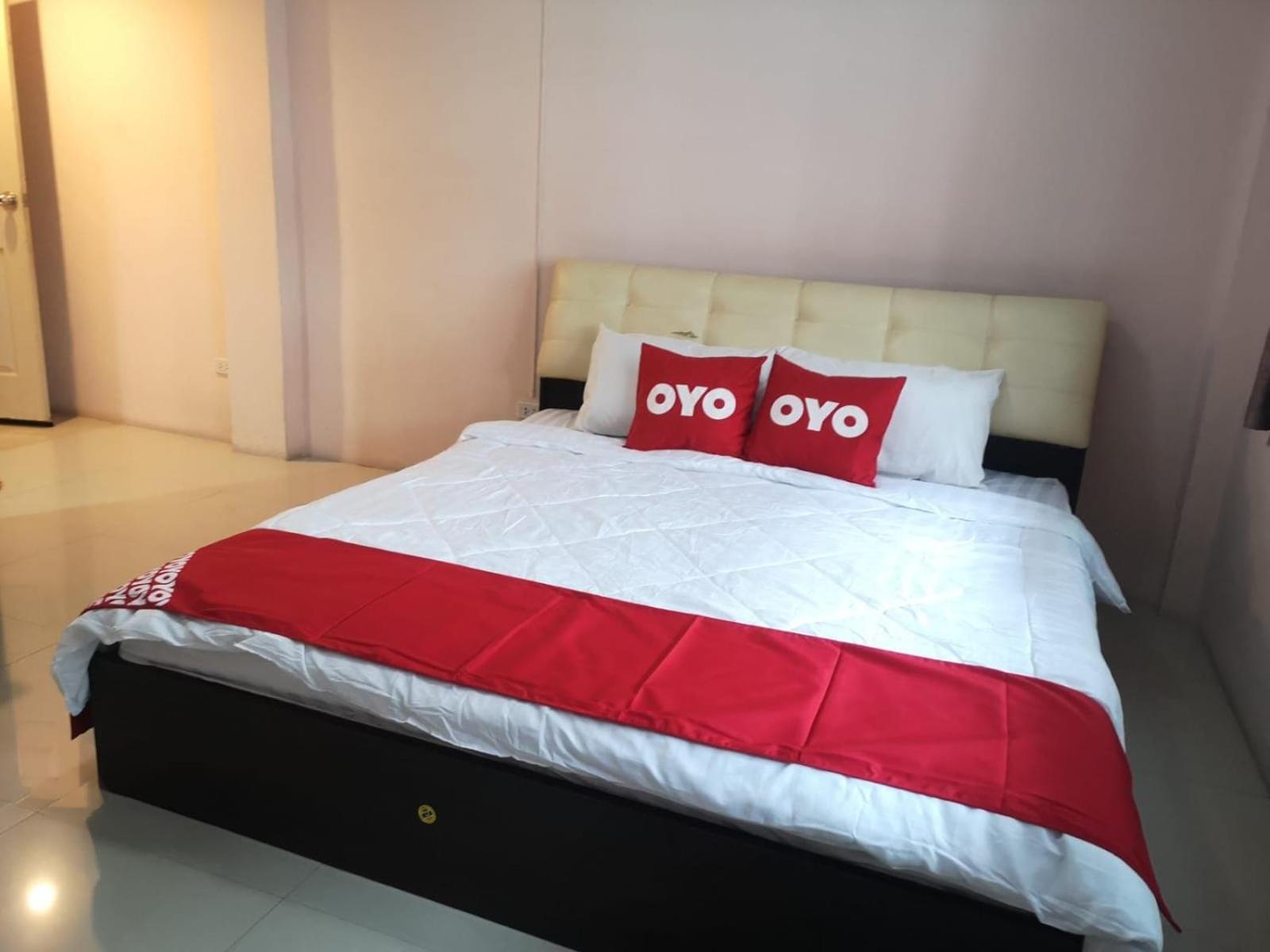 Hotel Kjs Pattaya Extérieur photo