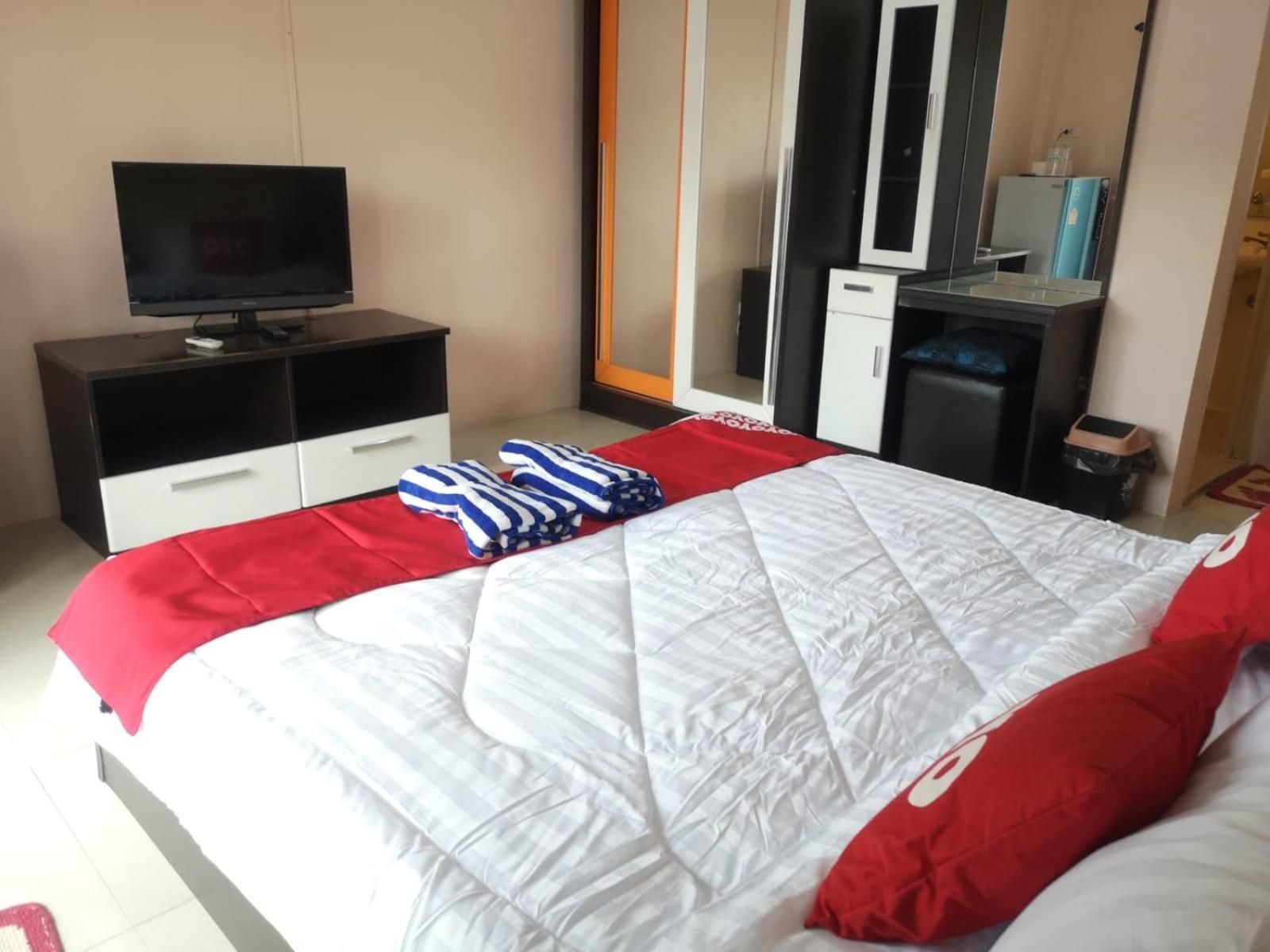 Hotel Kjs Pattaya Extérieur photo