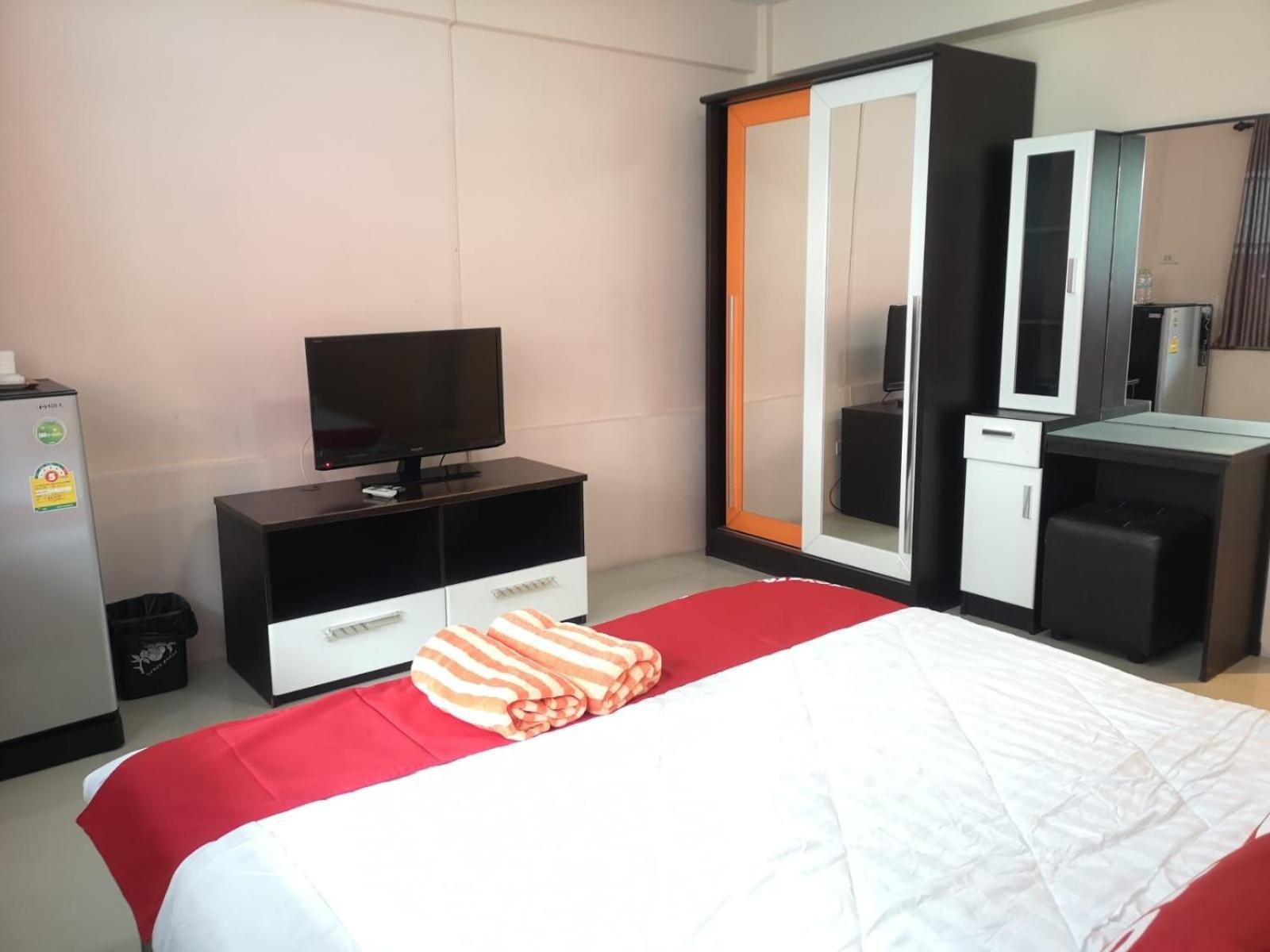 Hotel Kjs Pattaya Extérieur photo