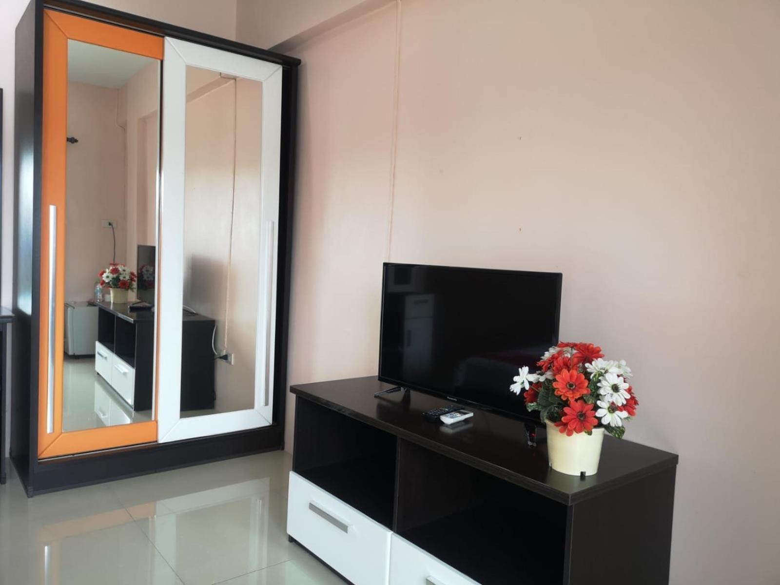 Hotel Kjs Pattaya Extérieur photo