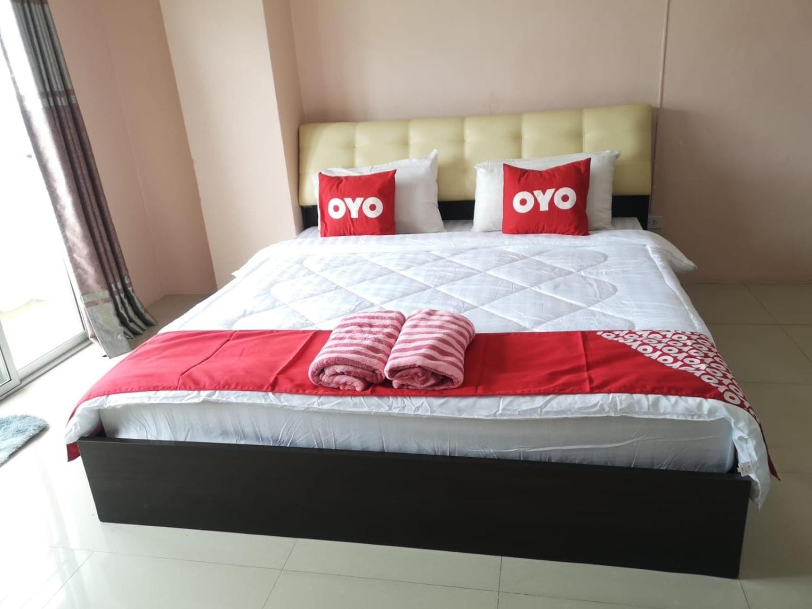 Hotel Kjs Pattaya Extérieur photo