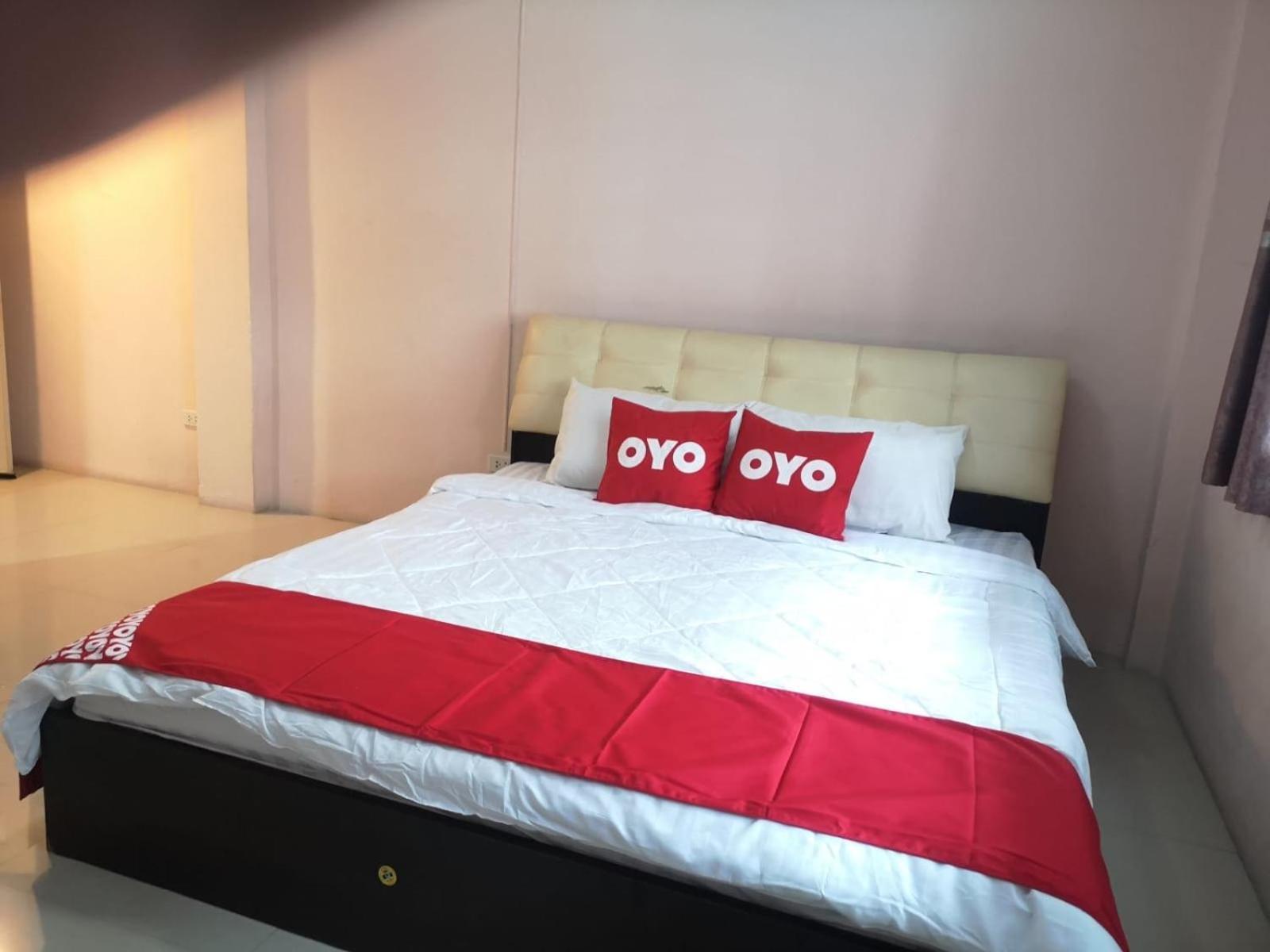Hotel Kjs Pattaya Extérieur photo
